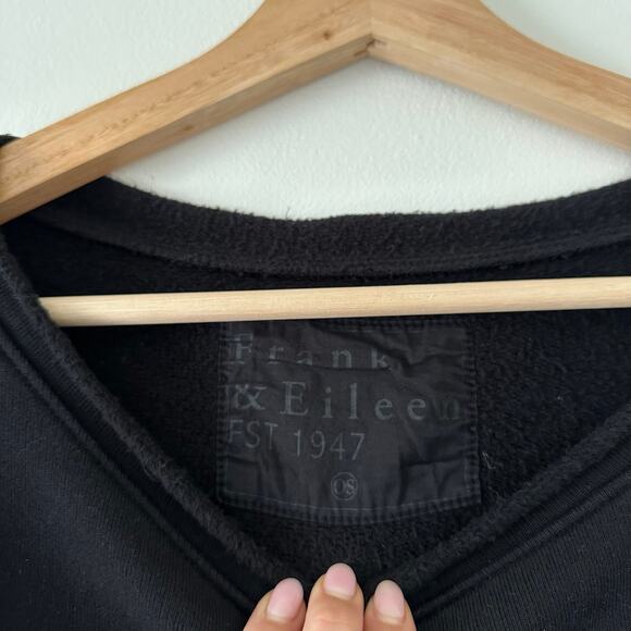 Frank & Eileen Olive Original Caplet Pullover Black One Size - Picture 7 of 9